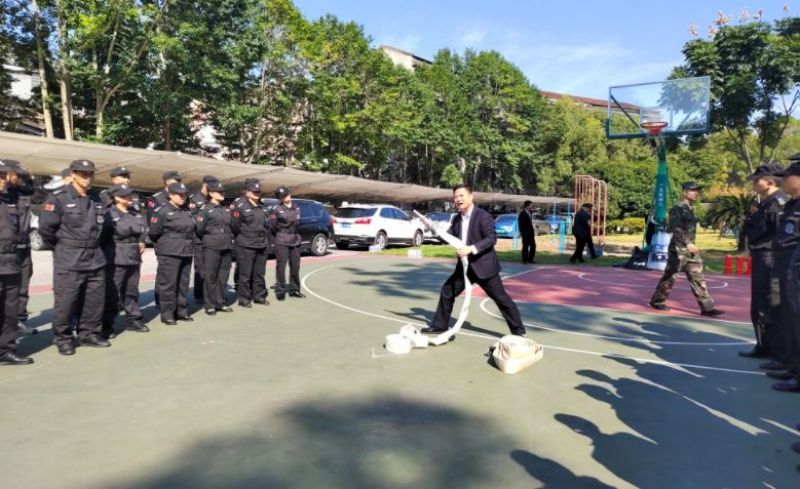 懷化藍(lán)盾保安服務(wù)有限公司,湖南保安服務(wù),湖南區(qū)域秩序維護(hù),湖南物業(yè)管理服務(wù) 懷化藍(lán)盾保安服務(wù)有限公司,湖南保安服務(wù),湖南區(qū)域秩序維護(hù),湖南物業(yè)管理服務(wù)