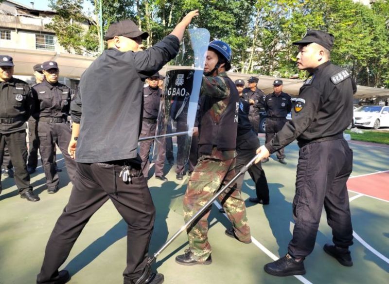 懷化藍(lán)盾保安服務(wù)有限公司,湖南保安服務(wù),湖南區(qū)域秩序維護(hù),湖南物業(yè)管理服務(wù) 懷化藍(lán)盾保安服務(wù)有限公司,湖南保安服務(wù),湖南區(qū)域秩序維護(hù),湖南物業(yè)管理服務(wù)